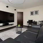 Appartamento Cozy For 2 People Near The Palace Of Culture And Science In By Renters *