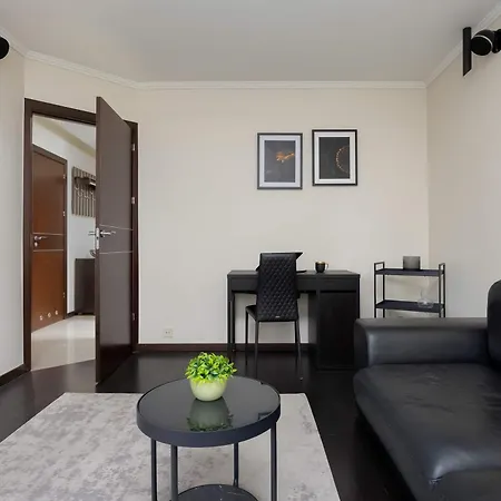 Cozy For 2 People Near The Palace Of Culture And Science In By Renters Apartmán *