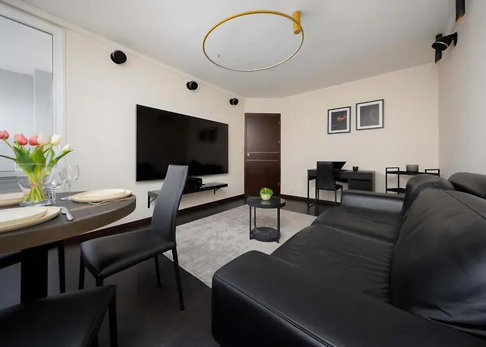 Apartman Cozy For 2 People Near The Palace Of Culture And Science In By Renters Varsó