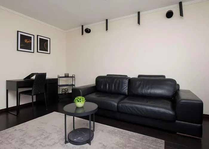 Apartment Cozy For 2 People Near The Palace Of Culture And Science In By Renters Warsaw