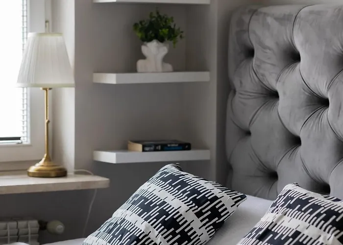 Apartman Cozy For 2 People Near The Palace Of Culture And Science In By Renters *