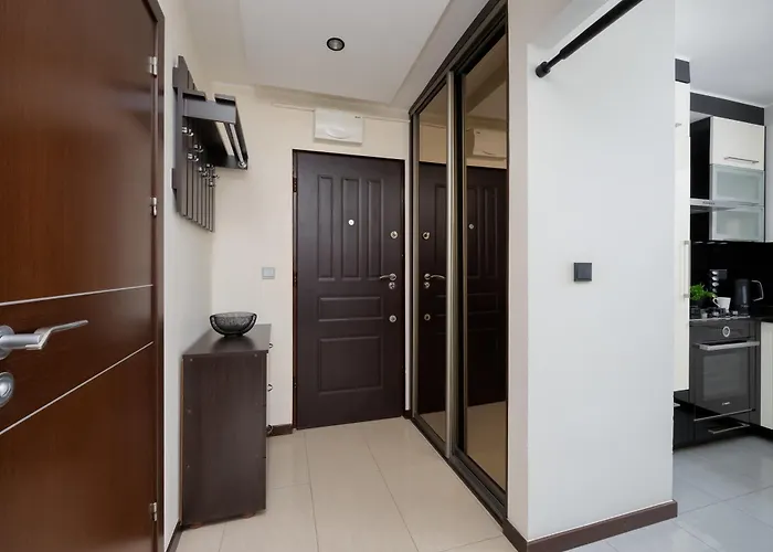 Apartman Cozy For 2 People Near The Palace Of Culture And Science In By Renters